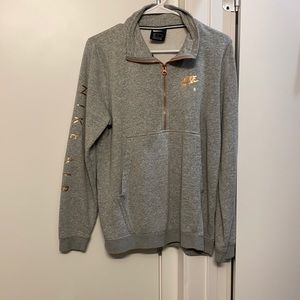 Nike sweatshirt